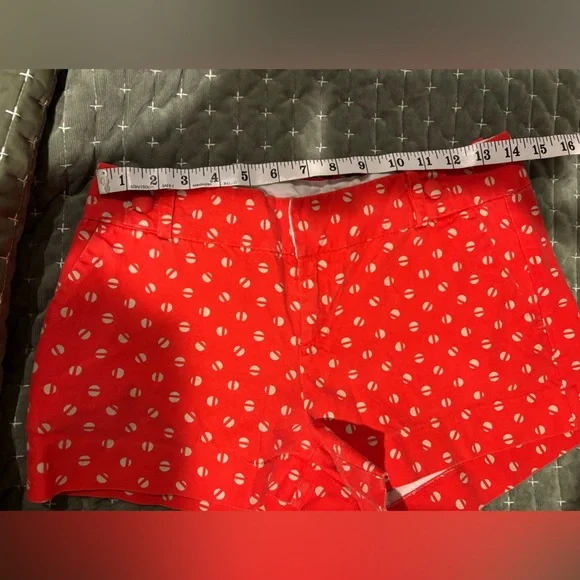 Banana Republic Red Geometric Shorts, Size 2 - Picture 8 of 9
